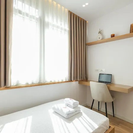 Matisse No25 Luxury 2 Bedrooms With Parking * تيرانا