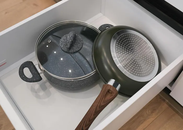 Matisse No25 Luxury 2 Bedrooms With Parking Apartament Tirana