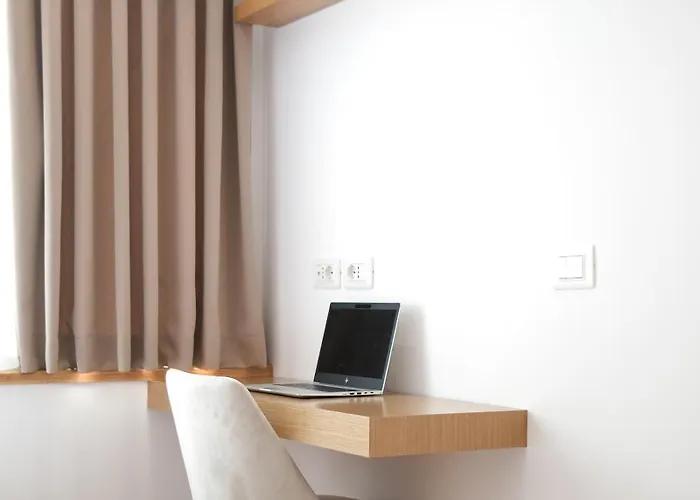 Matisse No25 Luxury 2 Bedrooms With Parking Apartament Tirana